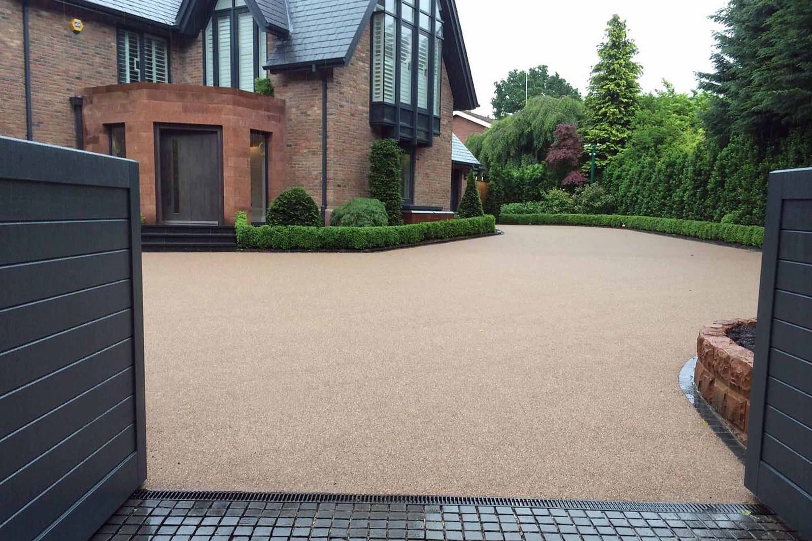 Resin bound driveway installed by Quantock Paving